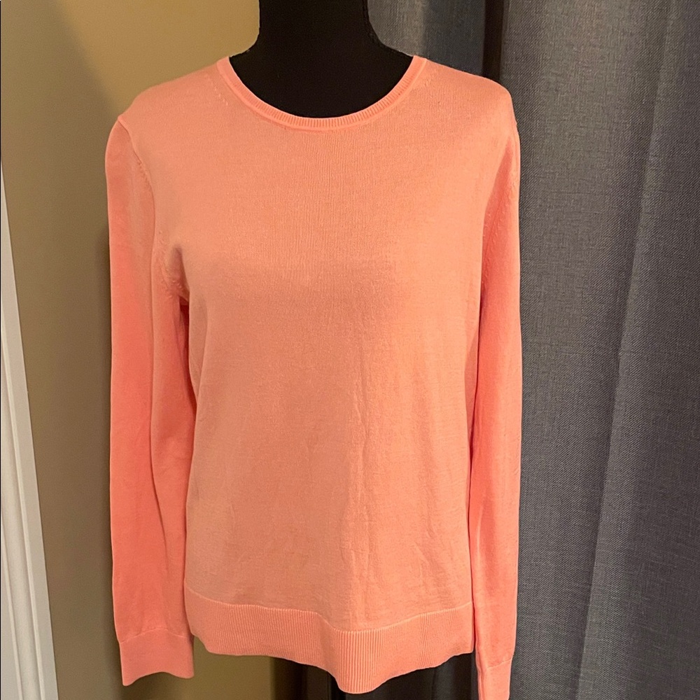Banana Republic Forever Sweater in Coral Size Medium